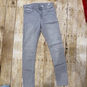 H&M light weight, light gray skinny jeans